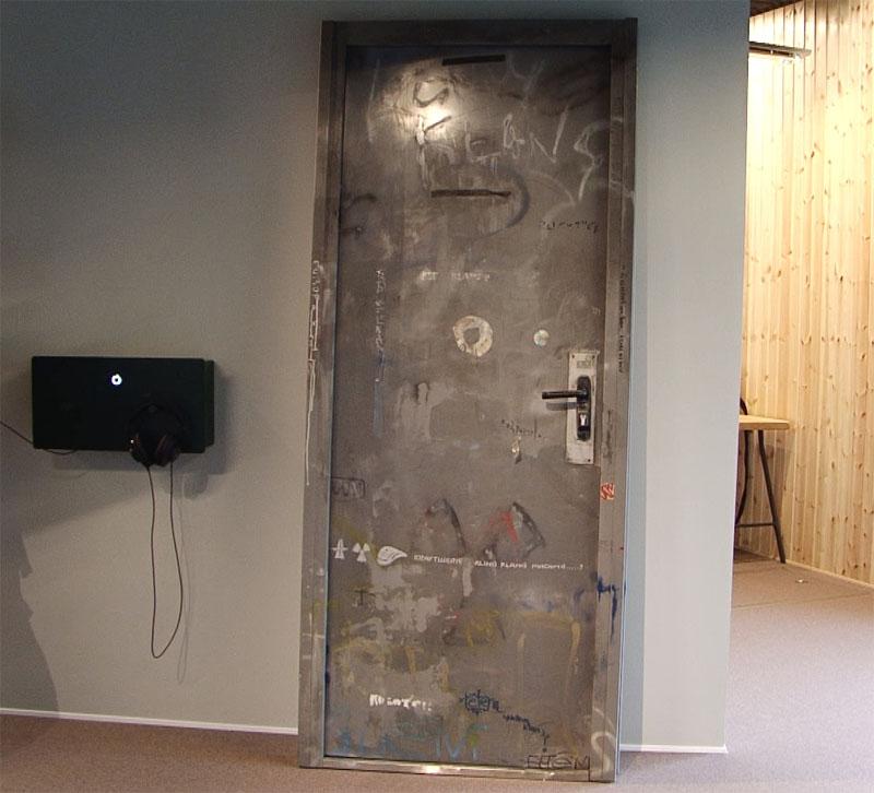 Graham Dolphin: Door, 2012. Ragnarock