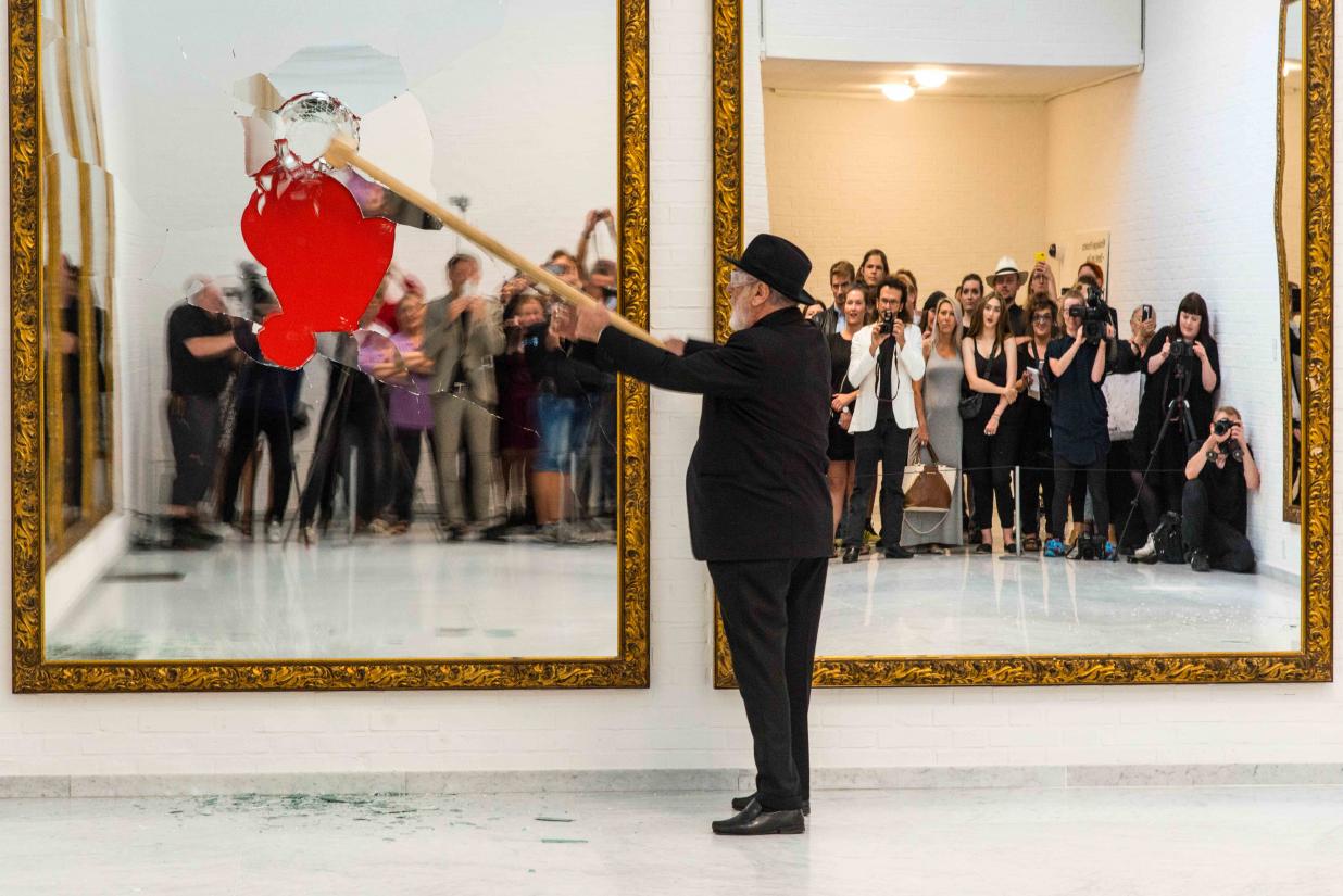 Michelangelo Pistoletto: Eleven Less One, 2016 Kunsten