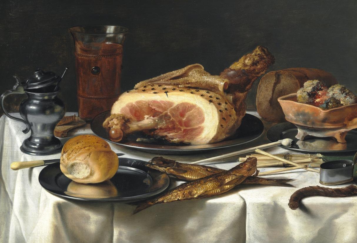 Pieter Claesz. Opstilling med skinke på tinfad samt røget sild, ølglas, kuvertbrød, sennepskrukke og rygeredskaber på et draperet bord, 1625